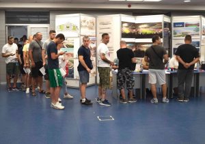 SAMO JEDAN NAČIN DO KARTE ZA JANG BOJS: Pogledajte kako zvezdaši ‘jure’ ulaznice za istorijski meč (FOTO)