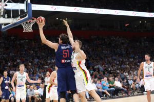 NBA: Fantastična partija Bobija, 31 poen protiv Jokića! Gober zaražen koronavirusom, liga će biti suspendovana (FOTO)