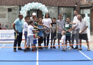 TENIS: Novi Pazar ugostio NIS otvorenu školu tenisa za decu