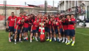 VELIKI GEST: Zvezdini igrači ugostili malog Bogija na treningu (VIDEO)