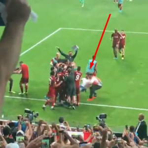 MOŽE LI BIZARNIJE: Liverpul ostao bez golmana zbog klizećeg starta – navijača?! (VIDEO)