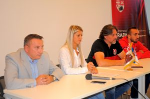 FLEŠ IZ KRAGUJEVCA: Radnički dočekao da debituje na svom bazenu, zahvalnosti Vladi Srbije