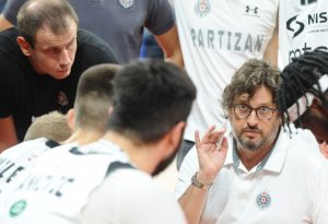 TRINKIJERI: Nova godina, stari ciljevi, Mornar može da napravi svakome probleme!