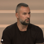 GUROVIĆ NAPRAVIO HEROJSKI ČIN: Uleteo u zapaljeni auto i izvukao čoveka u poslednjem trenutku!