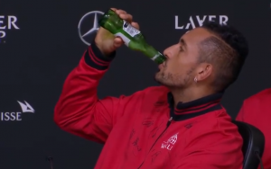 NIK KIRJOS PREŠAO SVE GRANICE: Novinar postavlja pitanje, dok Australijanac eksira celo pivo! (VIDEO)