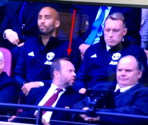 KAMERE SVE ZABELEŽILE: Igrač Mančestera ‘minirao’ Solskjera kod direktora, on mu odbrusio! (VIDEO)