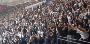 TO SE ČEKALO: Zagrmelo je ‘Volim te Partizane’, da se naježiš (VIDEO)