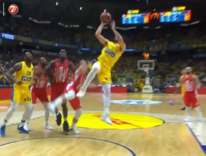 ‘DELIJE’ NEZADOVOLJNE: Gde je i šta radi Derik Braun? Čovo, pleja dovedi? (TVITOVI)