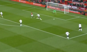 PREMIJER LIGA: Mančester ispustio pobedu pred put u Beograd, Liverpul ostaje neporažen (VIDEO)