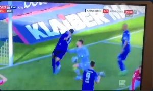 LUDA UTAKMICA U CVAJTI: Tri puta remi, golman pesnicom udario protivnika u međunožje (VIDEO)