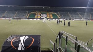 PRES SALA SA ŠANKOM I ‘MASKIRANA’ SEDIŠTA: Evo na kakvom stadionu će Partizan igrati meč za proleće u Evropi (VIDEO)