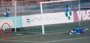 NJIMA VAR TREBA ZBOG BUŠNIH MREŽA: Gol iz penala u derbiju Jermenije, gosti kažu nije! (VIDEO)