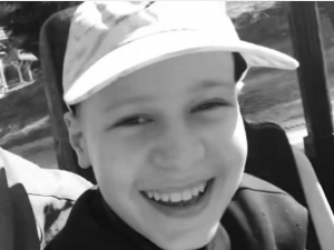 GROBARI FONTANA: Grafit namenjem malom Isaiji koji gađa direktno su srce (FOTO)