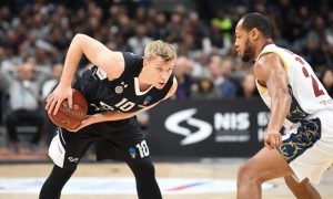 JARAMAZ: Ovo nije naše pravo lice! ZAGORAC: Lepo je kada se pobećuje, ali kada se gubi…