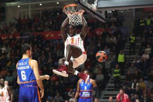 LOJD SLOMLJEN NAKON SMRTI ODŽA: Ponekad se toliko zanesemo u životu…