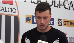 NOVI ISPAD NINKOVIĆA: Posvađao se sa saigračem oko penala, a potom je bivši igrač Partizana izašao sa terena (VIDEO)