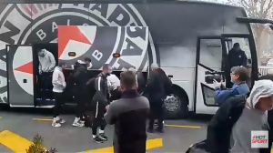 PARTIZAN KREĆE ZA HAG: Savo Milošević poveo 20 fudbalera (VIDEO)