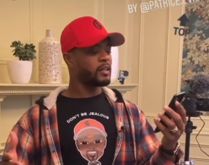 URNEBESNO: Kad Patris Evra zapeva pesmu Olivera Dragojevića… (VIDEO)