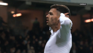 IZLOMIO KIČMU RIVALU I DAO SJAJAN GOL: Nemanja Radonjić izveo majstoriju! (VIDEO)