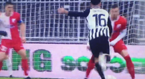 SEVNULA JE ‘BOMBA’: Zdjelar iz ‘svlačionice’ postigao fantastičan gol! (VIDEO)