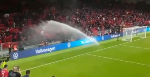 ALBANCI SE OBRUKALI: Blamaža na otvaranju novog modernog stadiona (VIDEO)