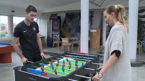 PARTIZAN NEWS: Suma promenio frizuru, Saša Zdjelar u ‘klubu 100’ (VIDEO)