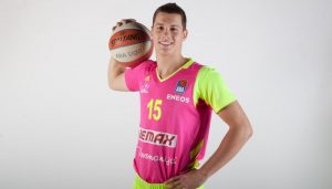 MEGA SE ‘OSIGURALA’: Brekić potpisao prvi profesionalni ugovor