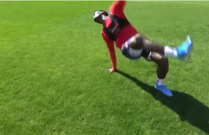 ZVEZDA TV: Žander pokazao zavidno znanje Kapuere, tradicionalne brazilske veštine (VIDEO)