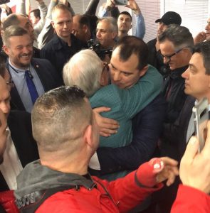 NE ZABORAVLJA GDE JE POČEO: Emotivni susret Stankovića sa prvim trenerom Tomom Milićevićem (VIDEO)