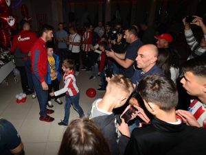 ZVEZDA TV: Leskovac ceo je crveno-beo (VIDEO)