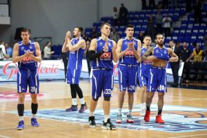 ‘RAT’ NA DRUŠTVENIM MREŽAMA: Amerikanac iz redova Budućnosti opasno isprovocirao navijača Zvezde!