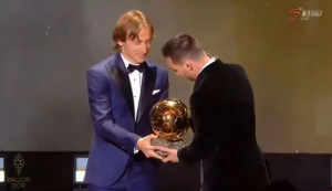 MESIJEVA ŠESTA ZLATNA LOPTA: Svestan sam da godine prolaze, uživam u onome šta volim! (VIDEO)