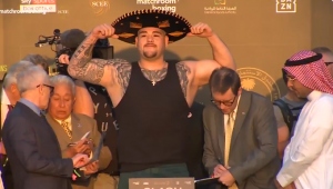 RUIZ SVE IZNENADIO: Šok na merenju pred borbu godine! (VIDEO)