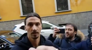 KORAK BLIŽI POTPISU: Ibra stigao u Milano, čekaju ga lekarski pregledi (VIDEO)