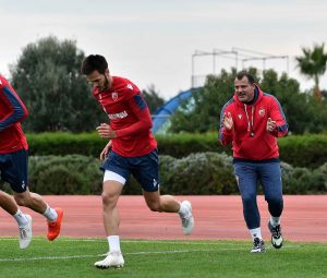 POTEZI STANKOVIĆA: Buđenje Ivanića, čeka se Garsija, Boaći na izlaznim vratima