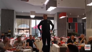 INICIJACIJA: Odmah nakon meča Bojan Matić ‘propevao’ – Novajlija se odlično snašao (VIDEO)