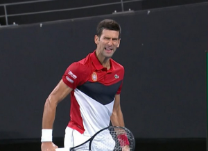 KAD NOVAK POBESNI: Prvo na sudiju, a onda je Đoković poludeo na svoje navijače! Troicki ga jedva smirio (FOTO)