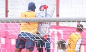 TUČA NA TRENINGU BAJERNA: Gorecka udario na Boatenga, odmah mu je stigao odgovor – u lice! (FOTO)