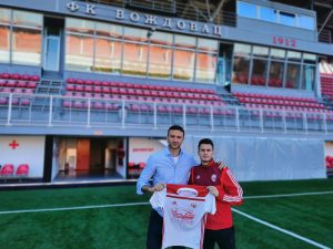 NOVI ‘ZMAJ’ JE SLETEO NA ‘KROV’: Vučić je novi fudbaler Voždovca