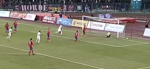 VELIKI KIKS: Sarajevo pobedilo u Banjaluci, a reakcija golmana Borca kod prvog gola biće internet HIT! (VIDEO)