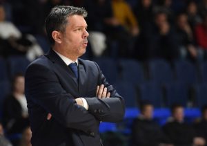 HAOS U PODGORICI: Mijović podneo ostavku, menja ga legenda Partizana!