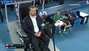 PRVI PUT NA TURNIRU ODUZET SERVIS ZBOG ODUGOVLAČENJA: Đoković poludeo na sudiju – ‘Bravo, postao si slavan’!