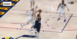 ŠTA TI DEČKO RADIŠ: Partija za pamćenje Nikole Jokića, Srbin nastavlja da piše istoriju NBA lige! (VIDEO)