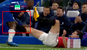 DA LI ĆE MEGVAJER BITI NAKNADNO KAŽNJEN? Šutnuo je Batšuaija direktno u – međunožje! (VIDEO)