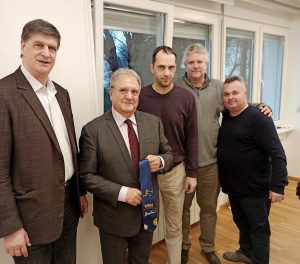 PRIJATELJSKI, ALI I RADNI SASTANAK: Predsednik WBSC posetio Olimpijski komitet Srbije