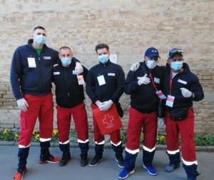 ČAS IZ HUMANOSTI: Bokseri Srbije u akciji ‘mladi za stare’