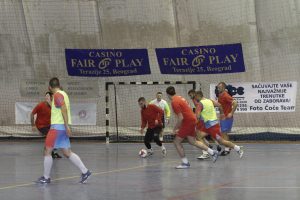 ZLATNA LIGA: Korona stopirala takmičenje i timove poslala na pauzu