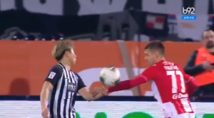 RAZLIČITI UGLOVI: Sudijski analitičar na Areni ima drugačije mišljenje od Rake Đurovića – da li je bio penal? (VIDEO)