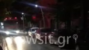 ZLOUPOTREBILI PANDEMIJU: Nastavljen navijački haos u Grčkoj, zapaljeno sedište pristalica Olimpijakosa (FOTO)