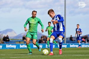 RADULOVIĆ IZ EPICENTRA KORONA VIRUSA ZA HS: Čak 15 saigrača iz Alavesa je obolelo, pukom srećom izbego sam epidemiju!